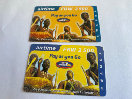 1:054 - Rwanda 2 Different Phonecards - Rwanda