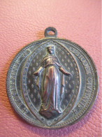 Belle Médaille Religieuse Ancienne/Notre-Dame De LANGRES/Haute-Marne/ Fin XIXème  (1873)             MDR28 - Religione & Esoterismo
