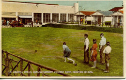 BUTLINS - CLACTON - THE BOWLING GREEN AT LUXURY HOLIDAY CAMP RP - Clacton On Sea