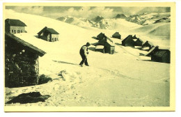 CPSM 9 X 14 Isère Environs D'Huez-en-Oisans L'ALPE D'HUEZ  1800m  En Hiver Au Loin La Meije - Autres & Non Classés