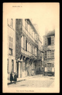 03 - MOULINS - UNE RUE DU VIEUX MOULINS - Moulins