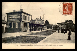 02 - VILLERS-COTTERETS - TRAIN EN GARE DE CHEMIN DE FER - Villers Cotterets