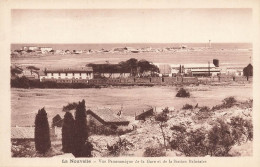 La Nouvelle * Vue Panoramique De La Gare Et De La Station Balnéaire * Ligne Chemin De Fer Train Wagons - Port La Nouvelle
