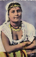 FEMME  KABYLE  Colorisée RV - Frauen