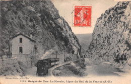 La MESCLA (Alpes-Maritimes) Par Malaussène - Passage Du Train Ligne Du Sud De La France - Gorges Du Var - Voyagé 1909 - Other & Unclassified