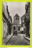 03 MONTLUCON Eglise Notre Dame En 1955 Voiture Auto Marque ? Cheval Au Fond Boucherie Chevaline Coiffeur Dames ? - Montlucon