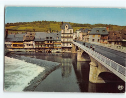 ESPALION : Le Pont Sur Le Lot, La Chaussée Et Les Vieilles Maisons - état - Espalion