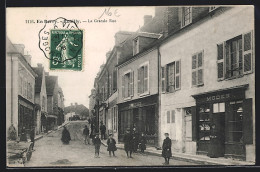 CPA Reuilly, La Grande Rue  - Autres & Non Classés