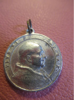 Médaille Religieuse Ancienne/Pie XI / Vierge Mater Boni Consilit -Ora Pro Nobis/ Début XXème              MDR29 - Godsdienst & Esoterisme