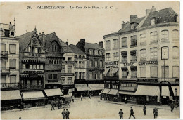 Valenciennes Un Coin De La Place - Valenciennes