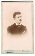 Photo A. Terpereau, Bordeaux, 30, Cours De L`Intendance, 30, Junger Herr Im Anzug Avec Krawatte  - Personnes Anonymes