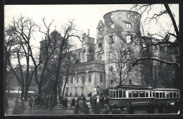 AK Stuttgart, Brand Des Alten Schlosses 21.-22.12.1931, Blick Von Der Planie Auf Die Ruine, Strassenbahn  - Tramways