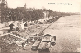 PENICHES - COSNE (58) La Loire , Les Quais - Chiatte, Barconi