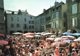 Villefranche De Rouergue * Un Jour De Marché Place Notre Dame * Foire Marchands - Villefranche De Rouergue