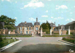 86 - Angliers - Le Château - Mention Photographie Véritable - Carte Dentelée - CPSM Grand Format - Voir Scans Recto-Vers - Sonstige & Ohne Zuordnung