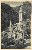 65 - Lourdes - Ville Connue Pour Son Pèlerinage Chrétien - CPA - Voir Scans Recto-Verso - Lourdes