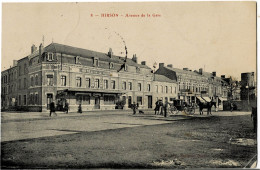 Hirson Avenue De La Gare Circulée En 1914 - Hirson