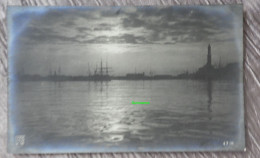 Paysage Marin Nocturne à La Manière De James Whistler : Venise Ou Trieste ? - Leuchttürme