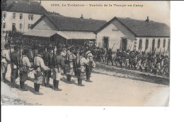 Le Valdahon ( Doubs ) Rentrée De La Troupe Au Camp - Other & Unclassified