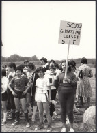 Legnano 1977 - Gara Podistica - Foto Studenti Scuola G. Mazzini Classi V - Lugares
