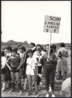 Legnano 1977 - Gara Podistica - Foto Studenti Scuola G. Mazzini Classi V - Places