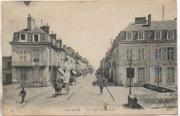 49 SAUMUR - La Rue Nationale - Saumur