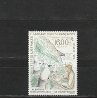 TAAF YT 243 ** : Nids , Albatros - 1999 - Unused Stamps