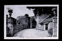 Cp, 14, Falaise, Porte Du Château, Vierge, Ed. LL, N° 25 - Falaise