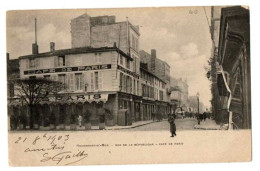ROCHEFORT RUE DE LA REPUBLIQUE CAFE DE PARIS ANIMEE - Rochefort