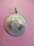 Médaille Religieuse Ancienne/Marie Veni Filiae../ Ange Omnia Ad Jesum... / Fin  XIXème              MDR33 - Godsdienst & Esoterisme
