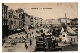 LA ROCHELLE QUAI DUPERRE TRES ANIMEE - La Rochelle