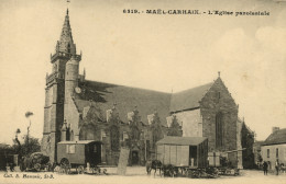 MAEL-CARHAIX - L'Eglise Paroissiale - Roulotte Foraine - Animé - Peu Fréquent - Andere & Zonder Classificatie