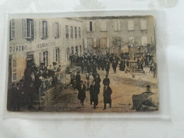 Carte Postale Mainsat : Un Groupe De Républicains Se Rendant Au Banquet Du 24 Décembre 1905 - Other & Unclassified