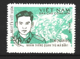 VIET NAM DU NORD. Timbre De Franchise N°16 De 1972. Franchise Militaire. - Vietnam