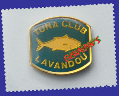 Pin's Pêche Au Gros, Tuna Club Du Lavandou, LE LAVANDOU, Var, Thon, Fish, Poisson - Animals