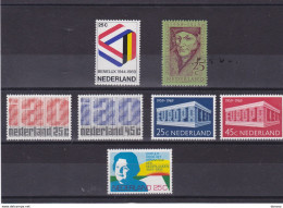 PAYS BAS 1969 Yvert 886-887 + 893-895 + 899 + 905 NEUF** MNH Cote : 6 Euros - Unused Stamps