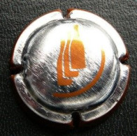 (dc-181) CAPSULE  Cava Pupitre Cellers De L'Arboç - Argent - Orange/oranje - Placas De Cava