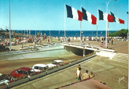 Carte Postale - Arcachon - Place Et Jetée Thiers - Arcachon