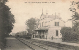 Meung Sur Loire * La Gare * Train Locomotive Machine * Ligne Chemin De Fer Loiret - Other & Unclassified