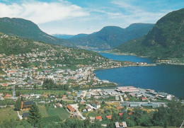 1 AK Norwegen * Blick Auf Sogndalsfjøra (meist Nur Sogndal Genannt) - Der Ort Liegt Am Ende Des Sogndalsfjordes * - Noorwegen