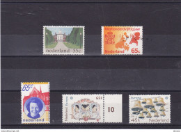 PAYS BAS 1981 Yvert 1145 + 1155-1158 NEUF** MNH Cote 4,50 Euros - Unused Stamps