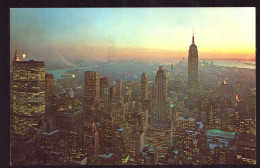 AK 211962 USA - New York City - Skyline - Tarjetas Panorámicas