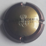 Roederer Louis :capsule N° 105 (Contour Bordeaux Foncé) TBE - Autres & Non Classés