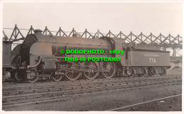 R515045 MH. S. R. 4 6 0. 774. Sir Gaheris. Nine Elms Shed. Jerome. 1936 - Monde