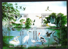 CAMBODIA -  2005 - BIRDS SOUVENIR SHEET  MINT NEVER HINGED - Cambodia