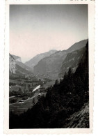 Ref 3 - Photo : Vue à Lauterbrunnen Ou Environs - Suisse  . - Europa