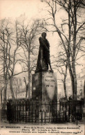 N°2816 W -cpa Vincennes -place De La Mairie -statue Du Général Daumesnil- - Vincennes