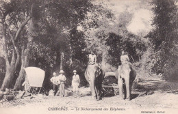 CAMBODGE - Le Déchargements Eléphants édition Barbat Cambodia Indochine Asie - Cambogia