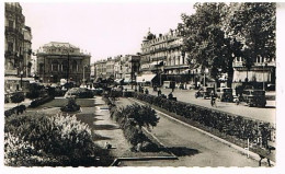 34  MONTPELLIER  PLACE DE LA COMEDIE  1953  9X14 - Montpellier