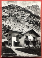 Cartolina - Claviere ( Torino ) - Casa Del Comune Con Sfondo Del Chaberton 1950 - Sonstige & Ohne Zuordnung